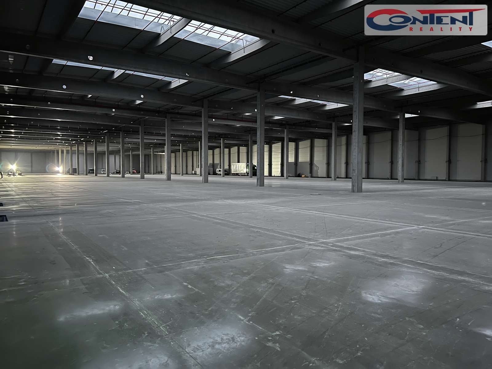 Výrobní prostory, Královická, Zápy, 5 000 m²