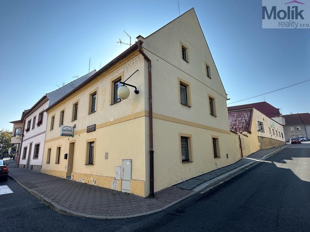 Prodej dům - Tyršova, Žatec, 397 m²