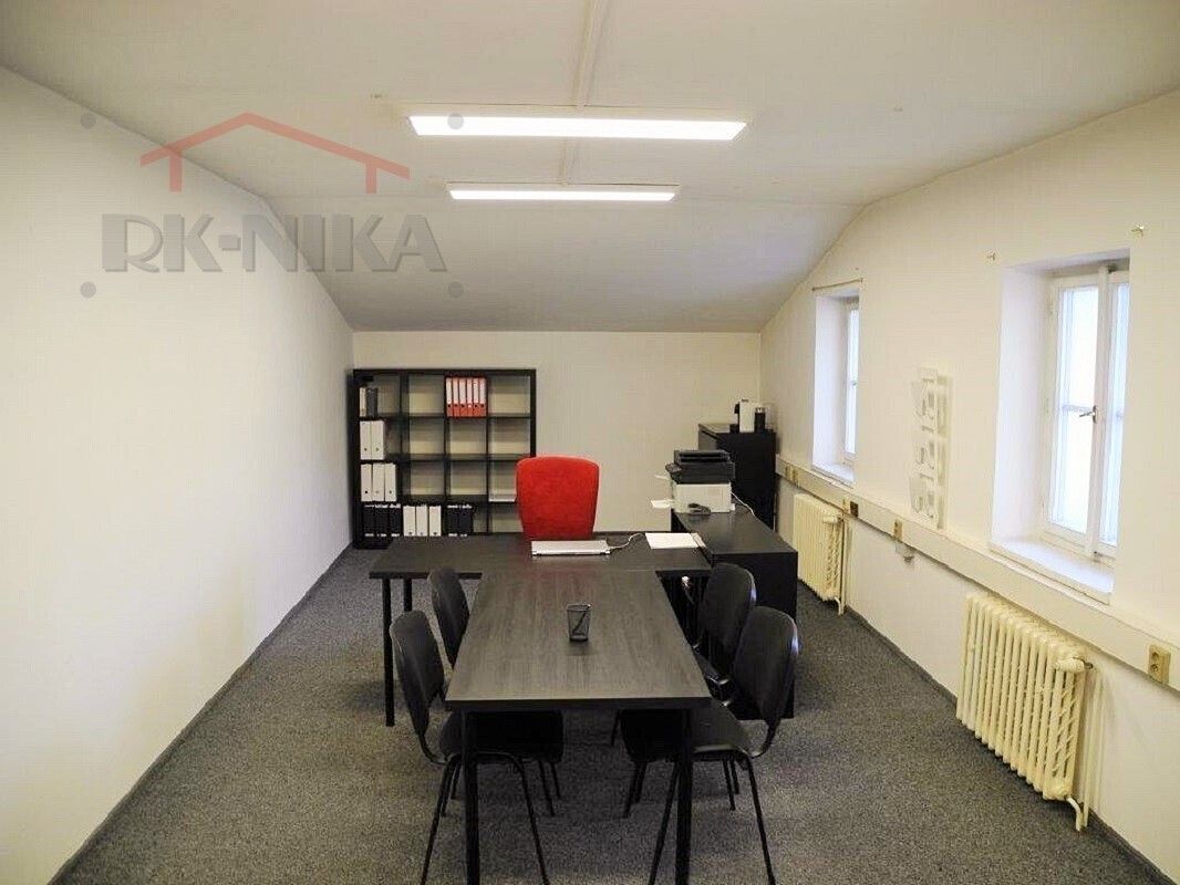 Kanceláře, Náměstí Lužické, Rumburk 1, 30 m²