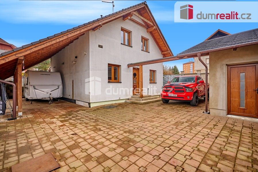 Prodej rodinný dům - Jiráskova, Nová Role, 140 m²