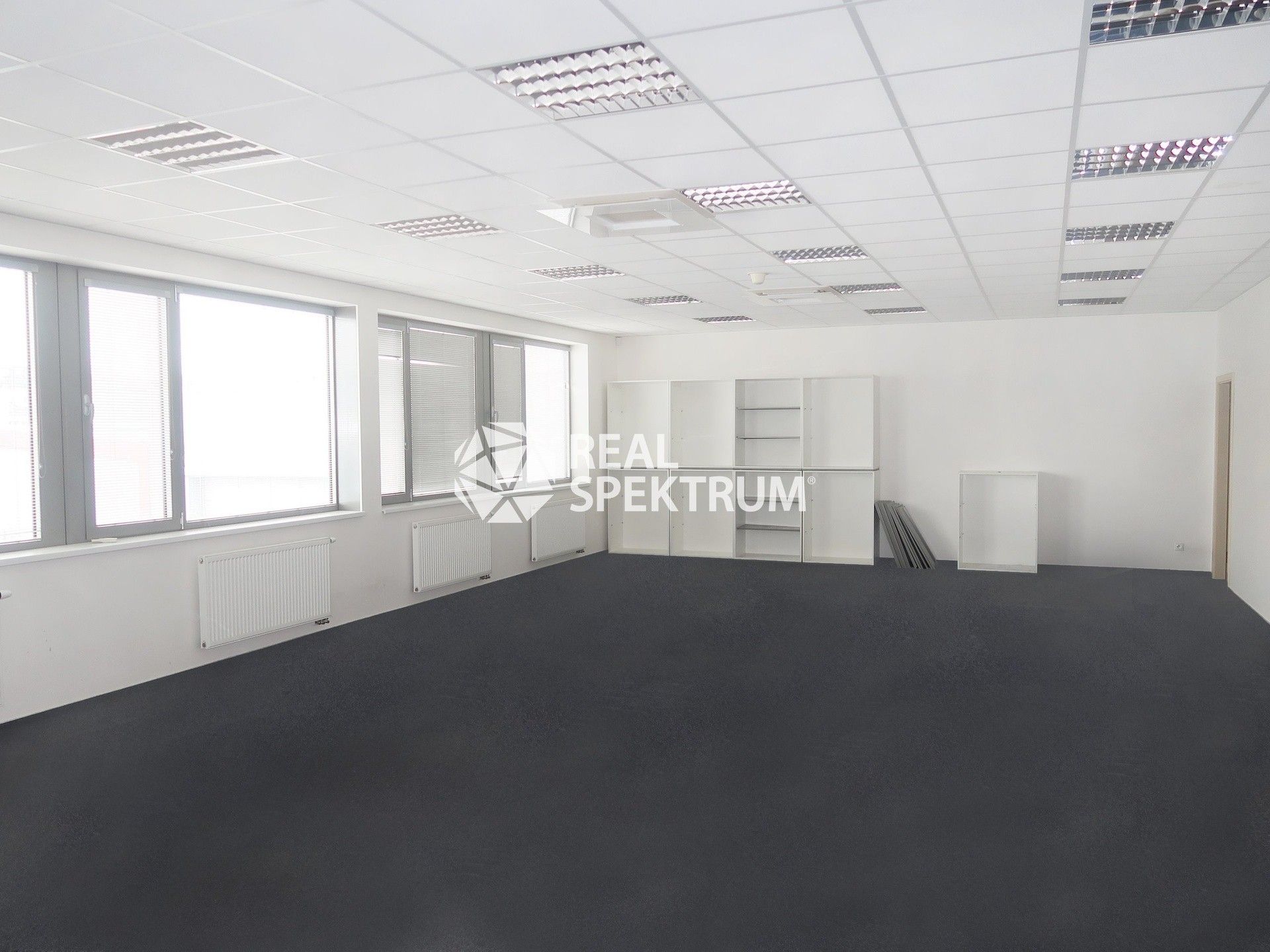 Kanceláře, Blanenská, Kuřim, 159 m²
