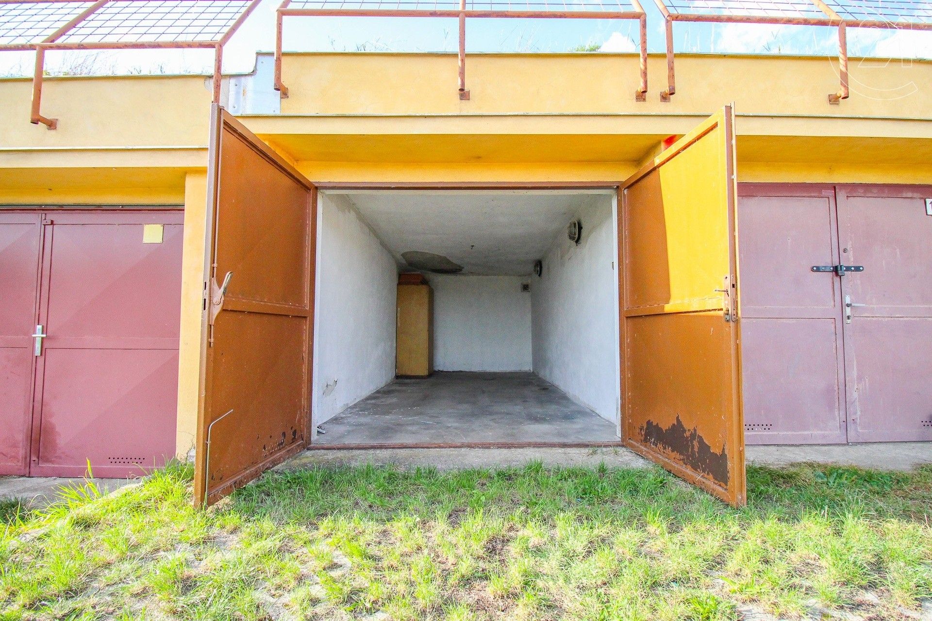 Prodej garáž - Konečná, Mařatice, Uherské Hradiště, 22 m²