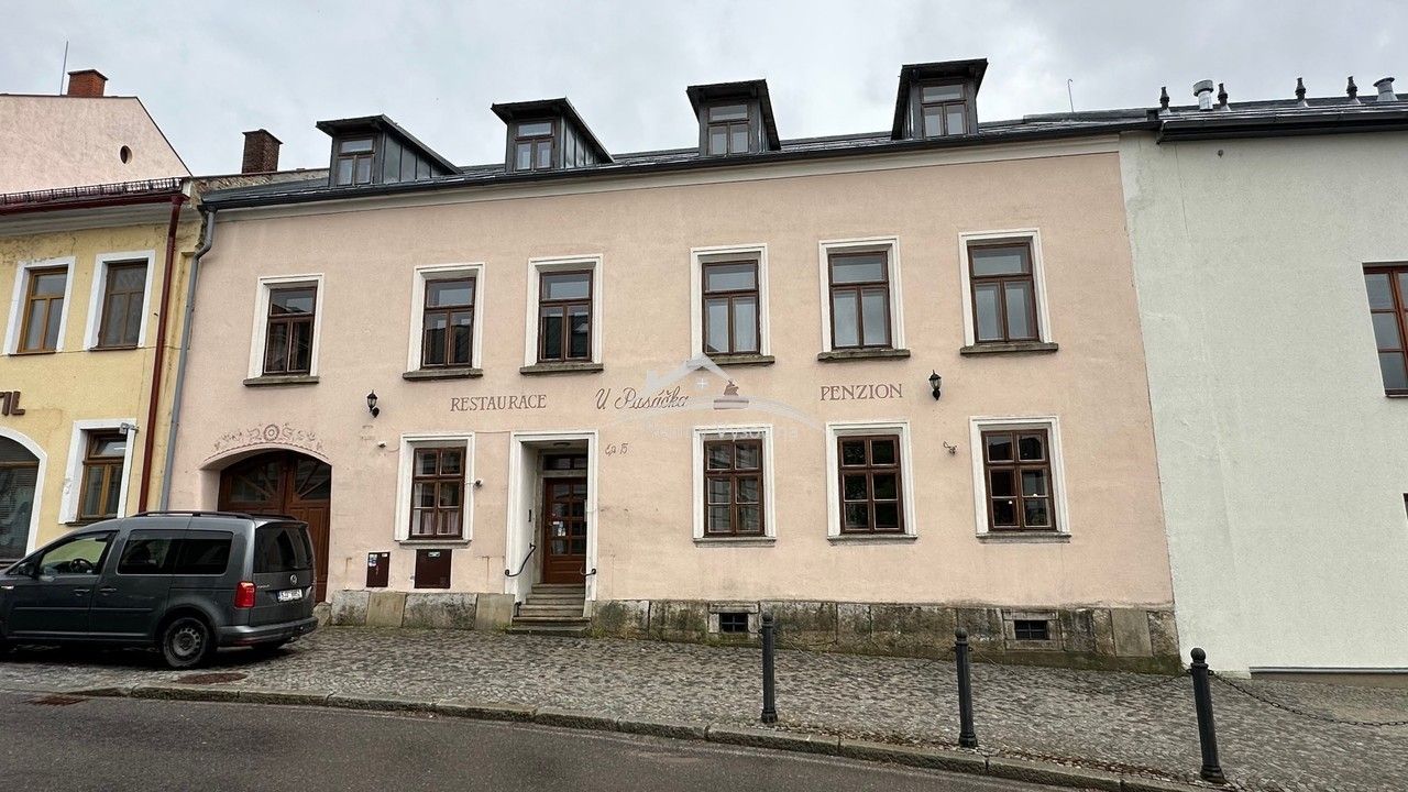 Restaurace, Bradyových, Nové Město na Moravě, 180 m²