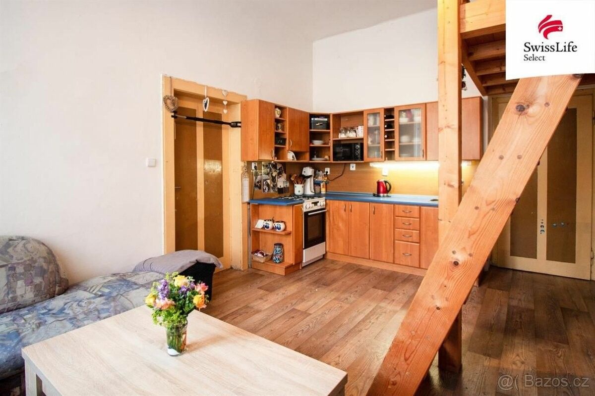 Prodej byt 2+kk - Hradec Králové, 500 04, 69 m²