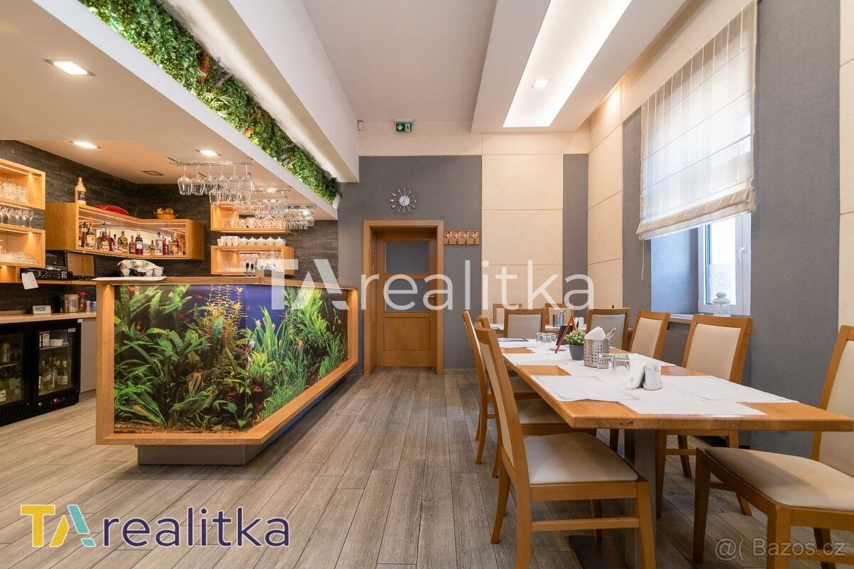 Prodej restaurace - Karviná, 733 01, 946 m²