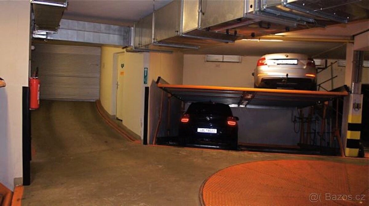 Pronájem garáž - Praha, 101 00, 15 m²