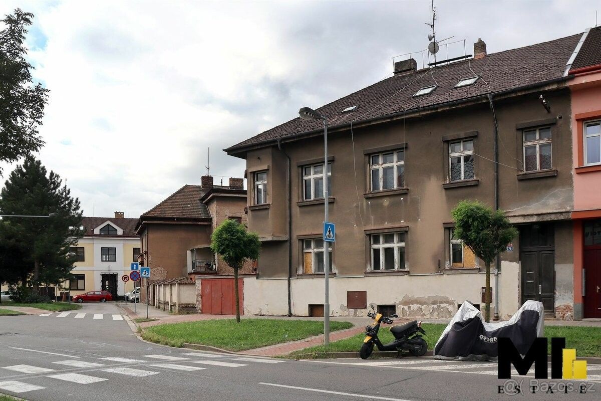 Prodej dům - Hradec Králové, 500 02, 460 m²