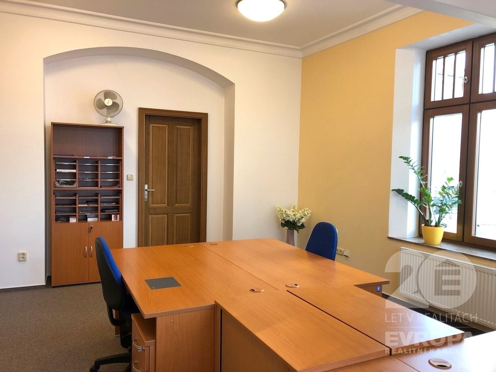 Pronájem kancelář - Klatovská třída, Plzeň, 137 m²