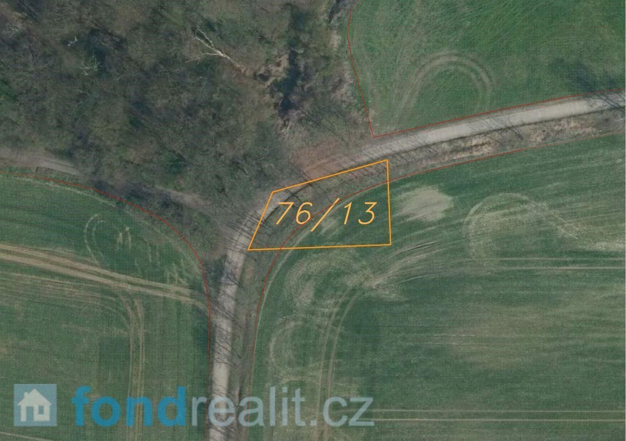 Zemědělské pozemky, Dobrovice, 500 m²