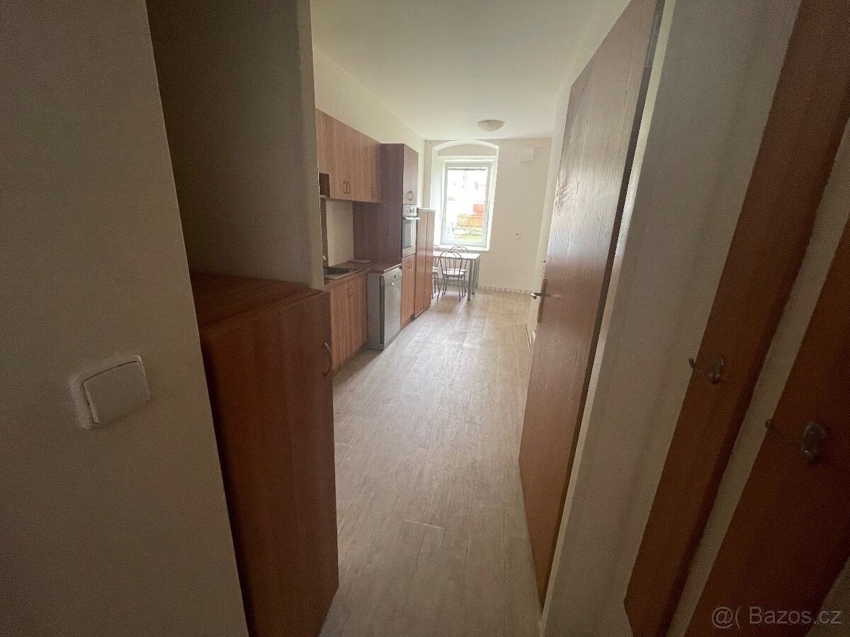 Pronájem byt 1+1 - Olomouc, 772 00, 60 m²