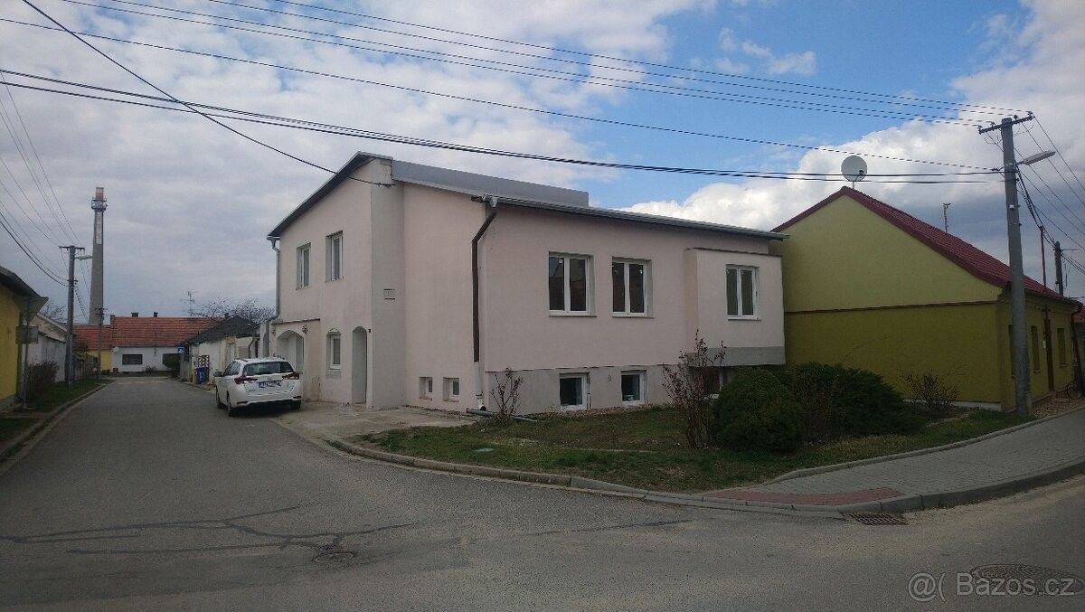 Prodej dům - Novosedly na Moravě, 691 82, 342 m²