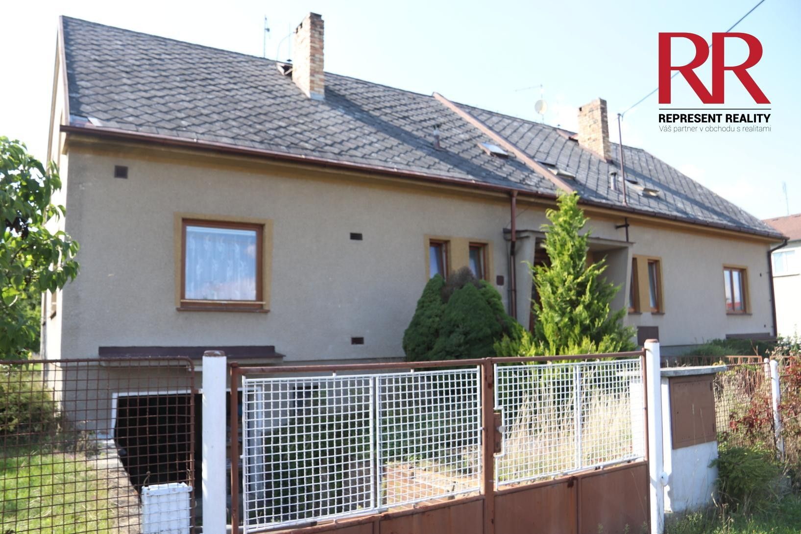 Prodej dům - Smíchovská, Zruč-Senec, 327 m²