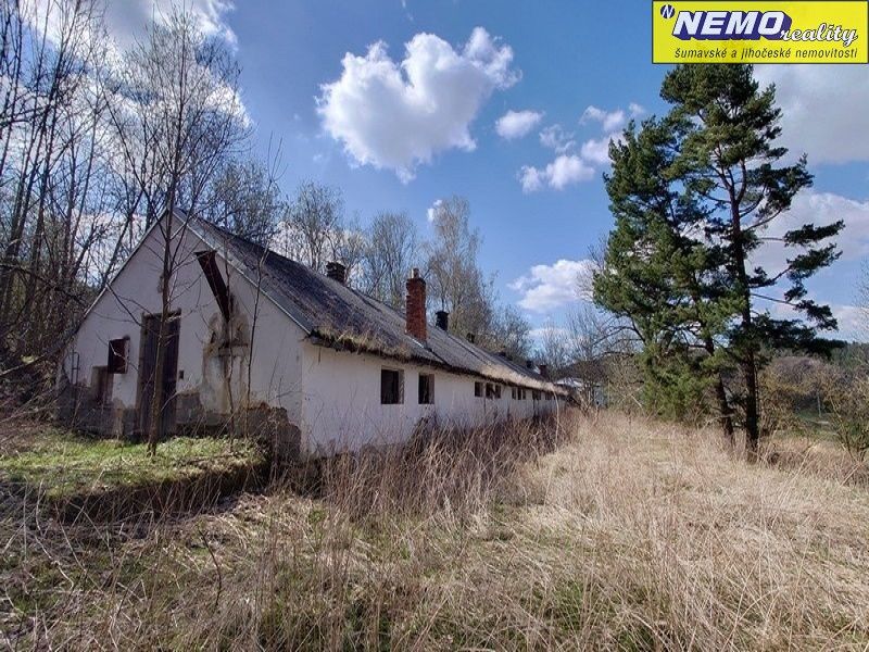 Prodej pozemek pro bydlení - Mičovice, 2 496 m²