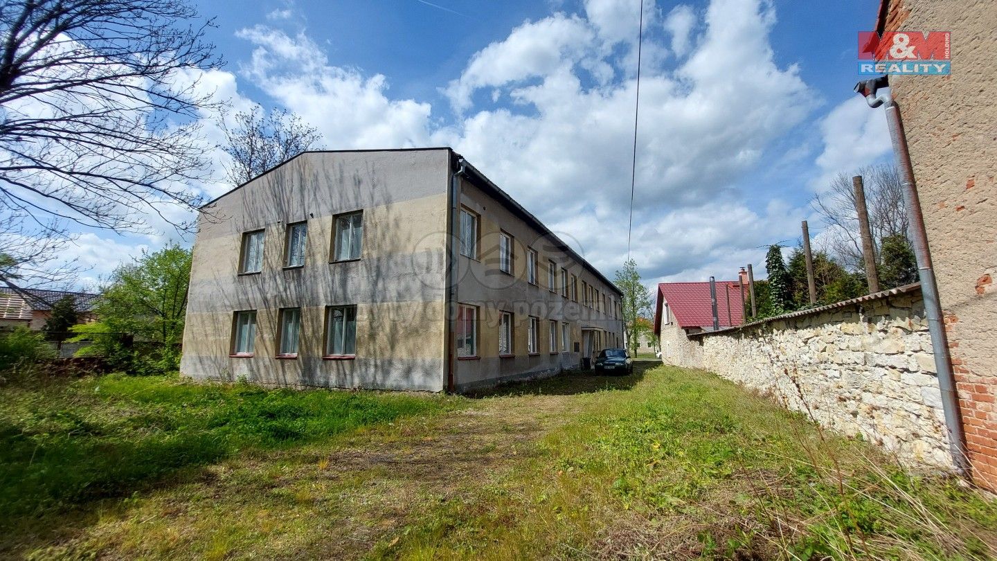 Činžovní domy, Drahomyšl, Lipno, 900 m²