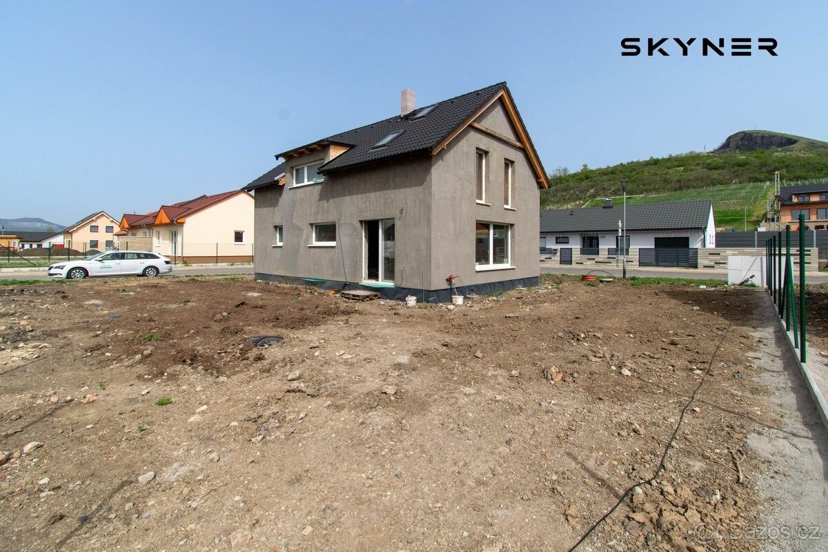 Prodej dům - Žalhostice, 411 01, 122 m²