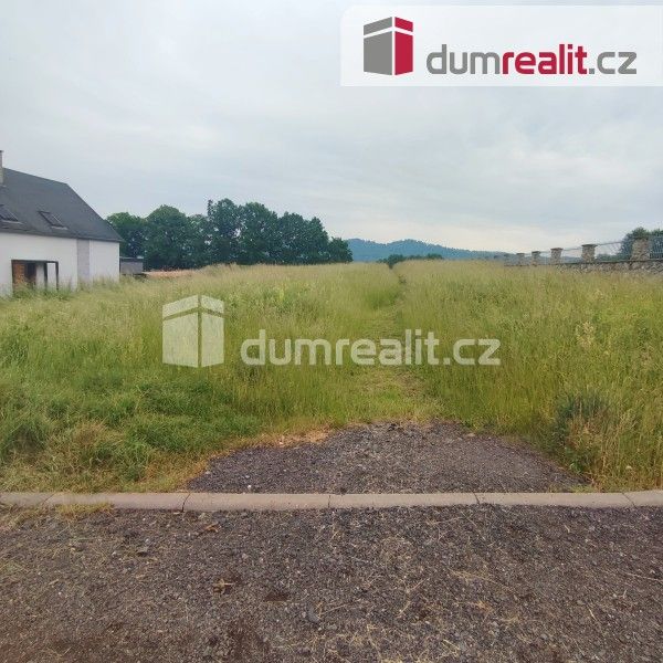 Prodej pozemek pro bydlení - Lomená, Děčín, 1 074 m²