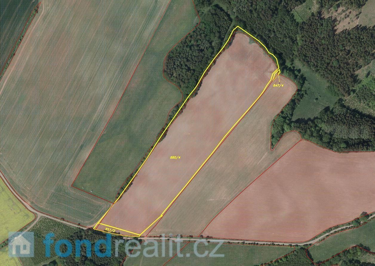 Prodej zemědělský pozemek - Staré Buky, 71 140 m²