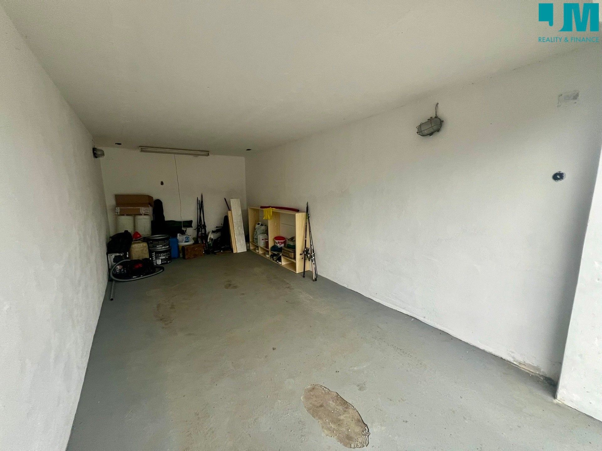 Prodej garáž - Hranice, 20 m²