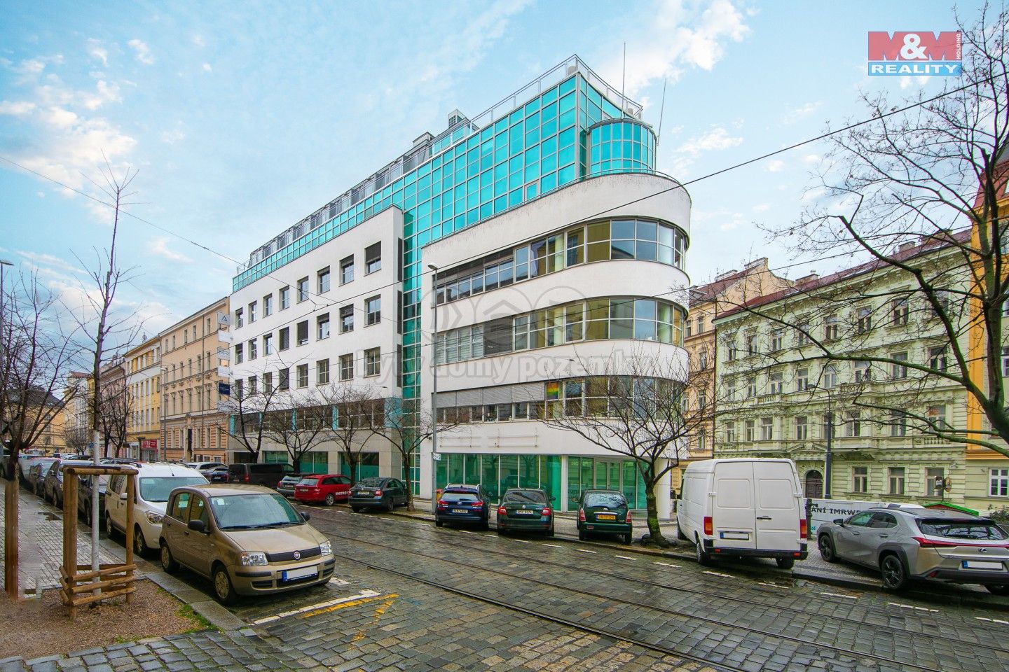 Pronájem kancelář - Bělehradská, Praha, 433 m²