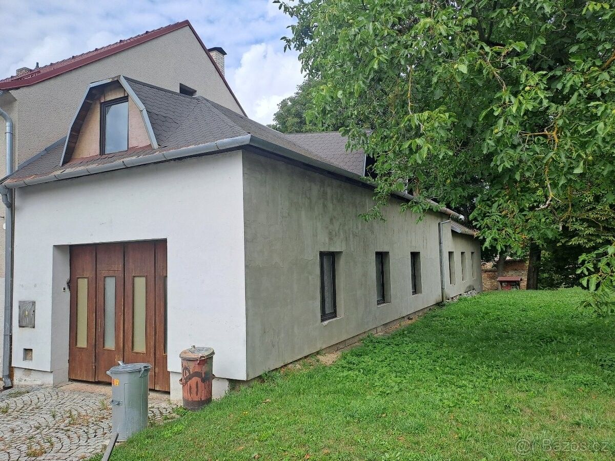 Prodej dům - Moravské Budějovice, 676 02, 120 m²
