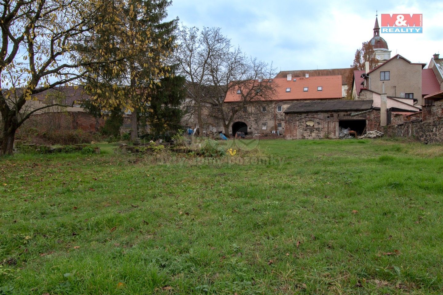 Rodinné domy, Husovo náměstí, Chabařovice, 360 m²