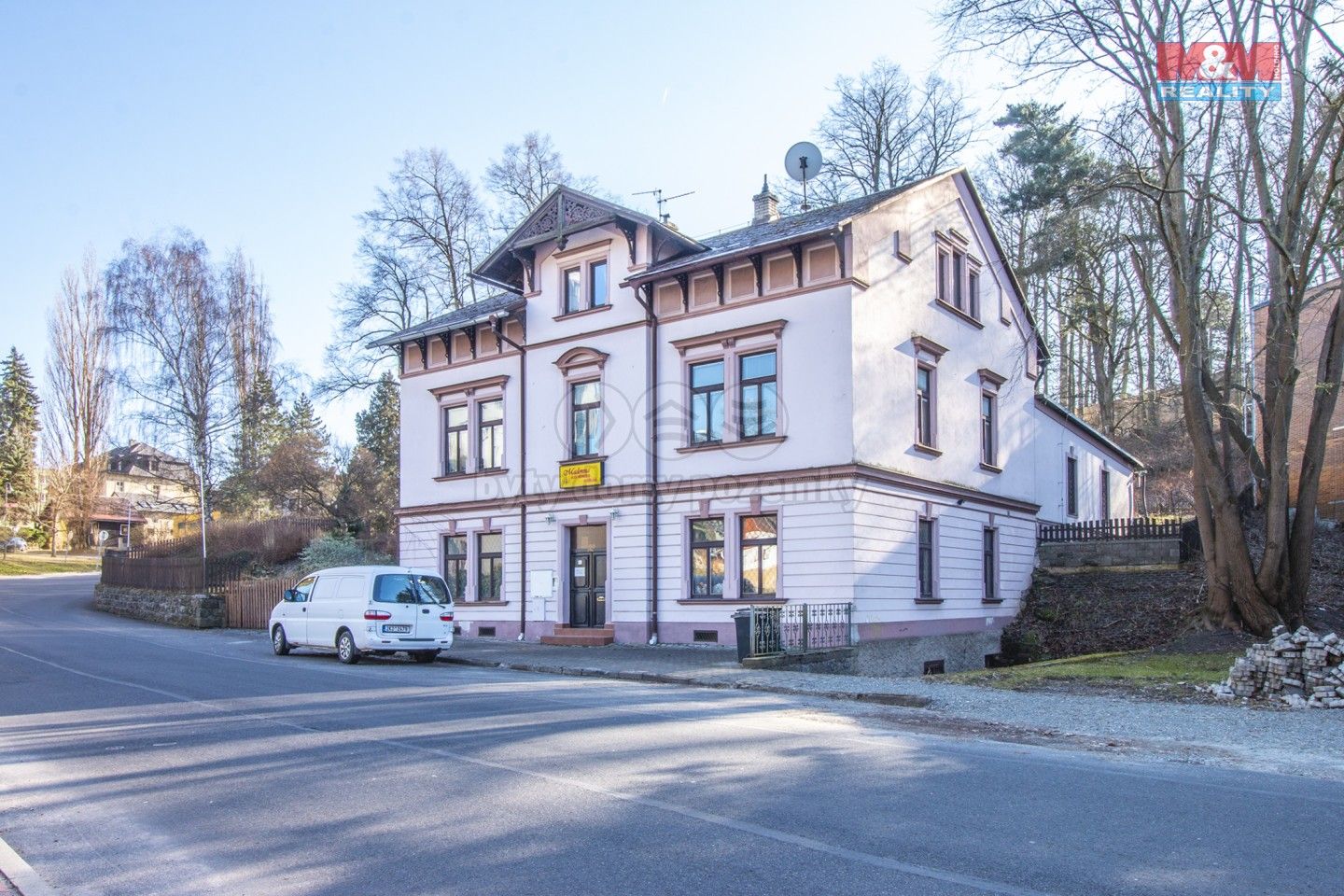 Rodinné domy, Wolkerova, Nový Bor, 326 m²