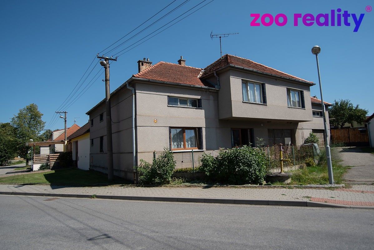 Prodej rodinný dům - Křenovice, Dubné, 240 m²