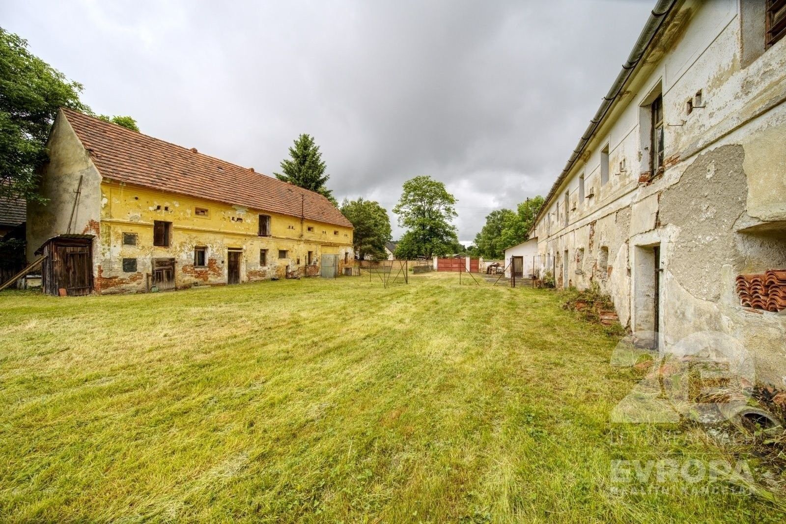 Prodej zemědělská usedlost - Mířovice, Ves Touškov, 530 m²
