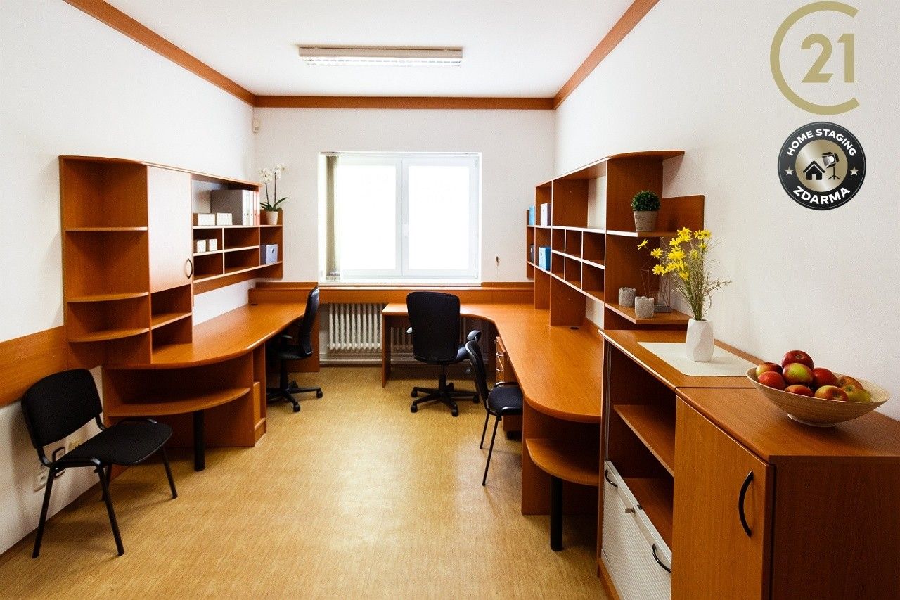 Kanceláře, Znojmo, Česko, 18 m²