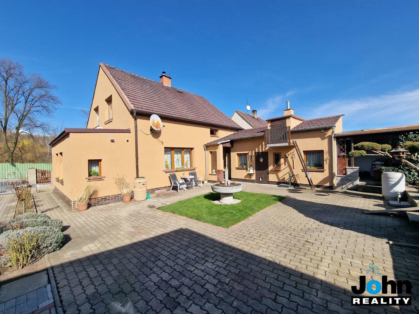 Prodej rodinný dům - Mostecká, Braňany, 200 m²