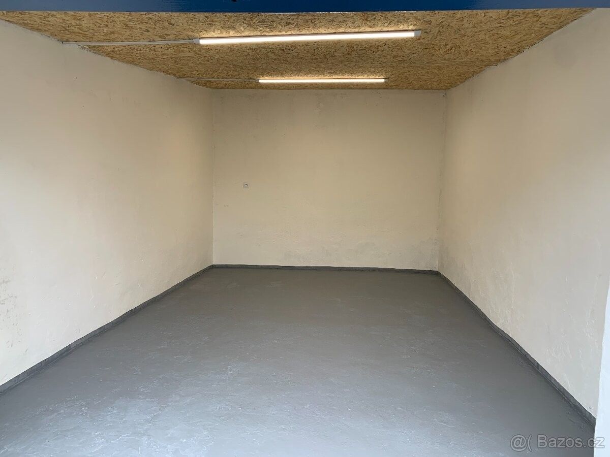 Pronájem garáž - Karviná, 733 01, 20 m²