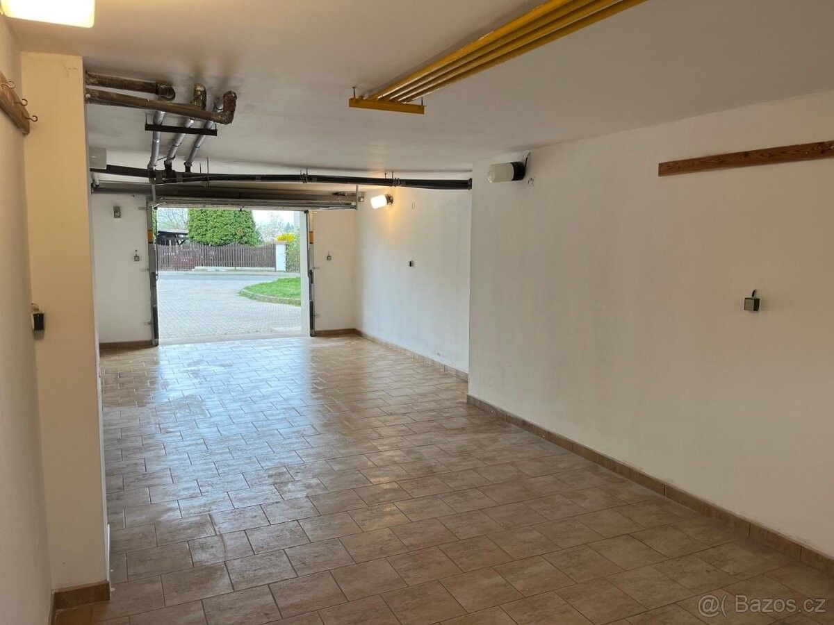 Prodej garáž - Chrudim, 537 05, 40 m²