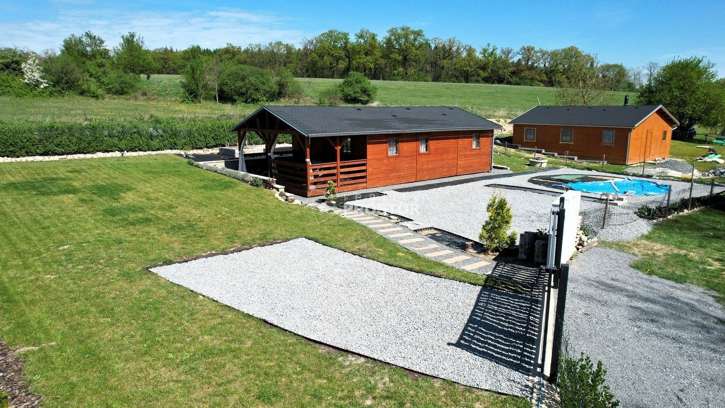 Prodej chata - Sobětuchy, Tuřice, 73 m²