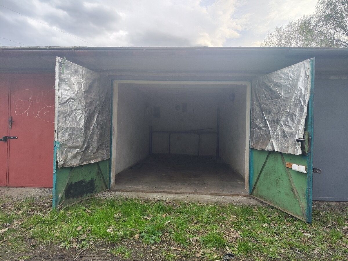 Prodej garáž - Valašské Meziříčí, 757 01, 19 m²