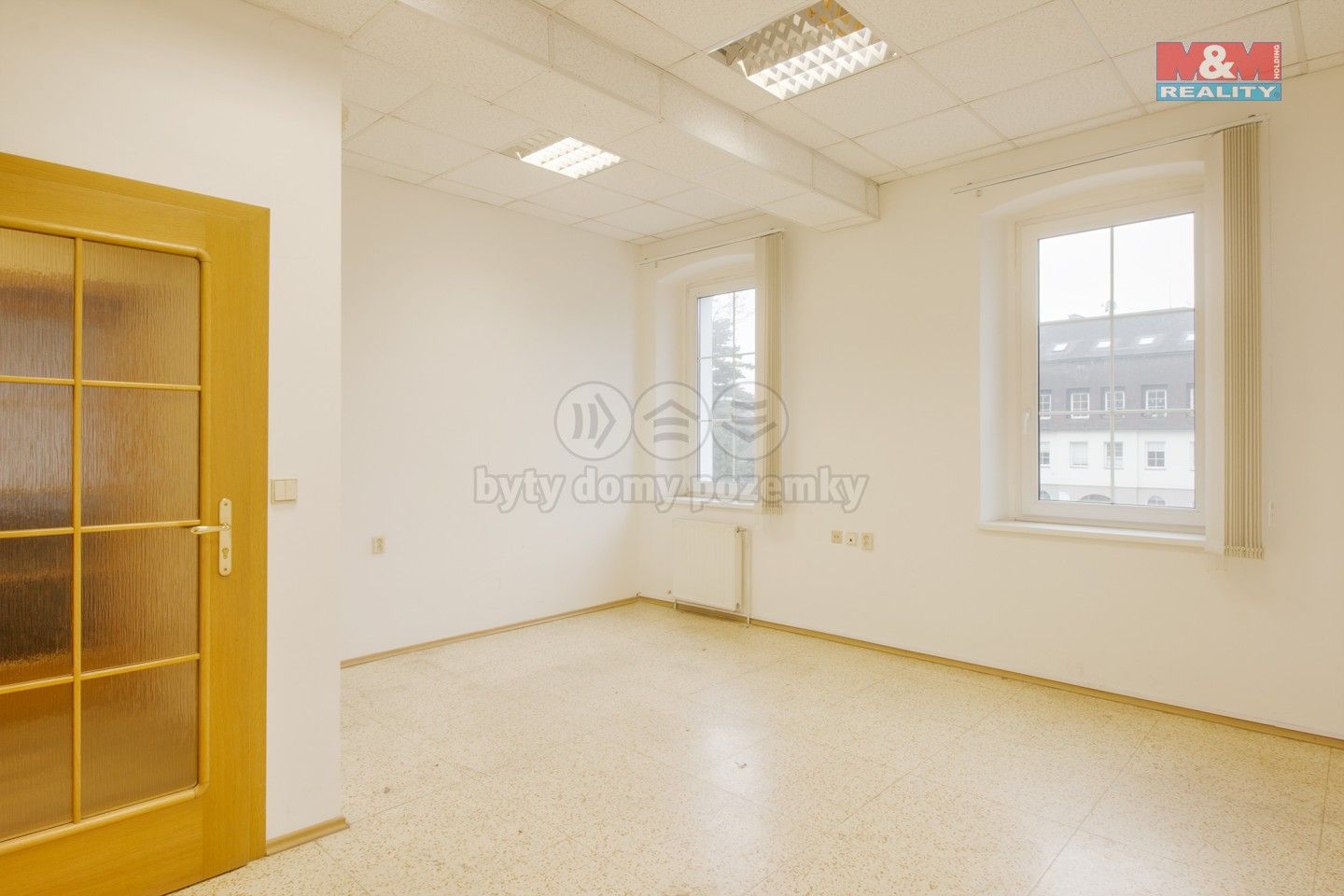 Pronájem kancelář - Dvořákova, Nový Bor, 130 m²
