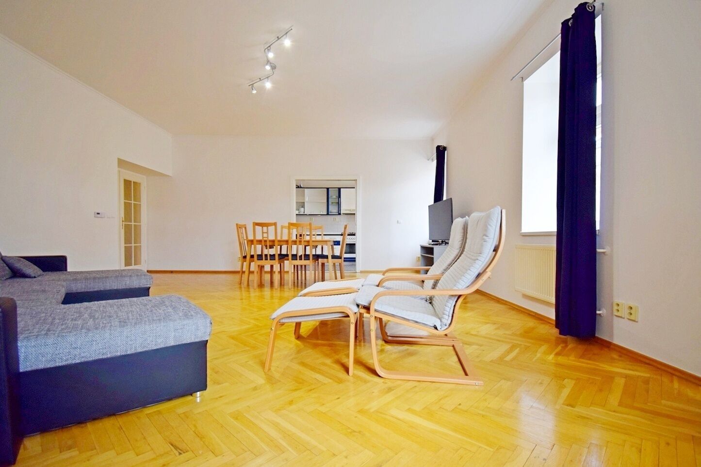 Pronájem byt 4+1 - Záhřebská, Praha, 126 m²