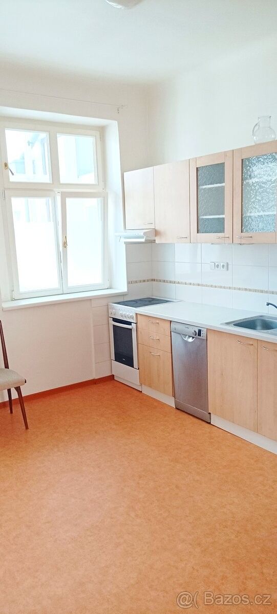 Pronájem byt 2+1 - Praha, 170 00, 70 m²