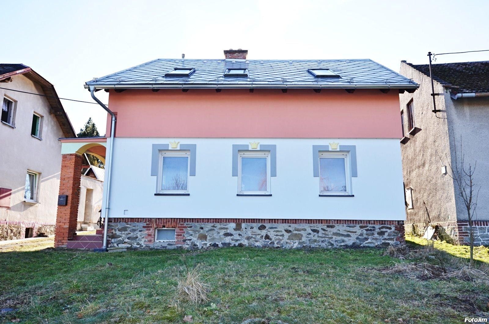 Prodej rodinný dům - Linhartovy, Město Albrechtice, 220 m²