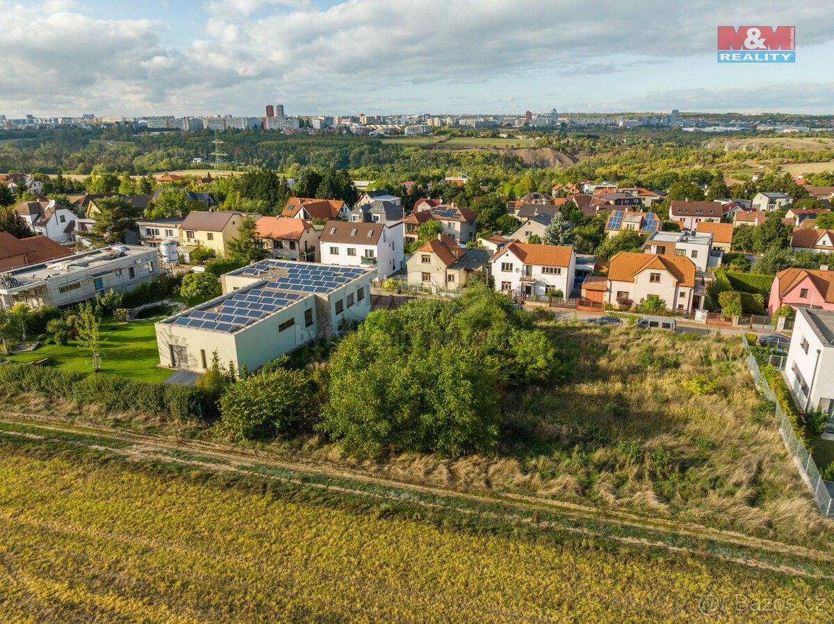 Prodej pozemek pro bydlení - Praha, 154 00, 814 m²