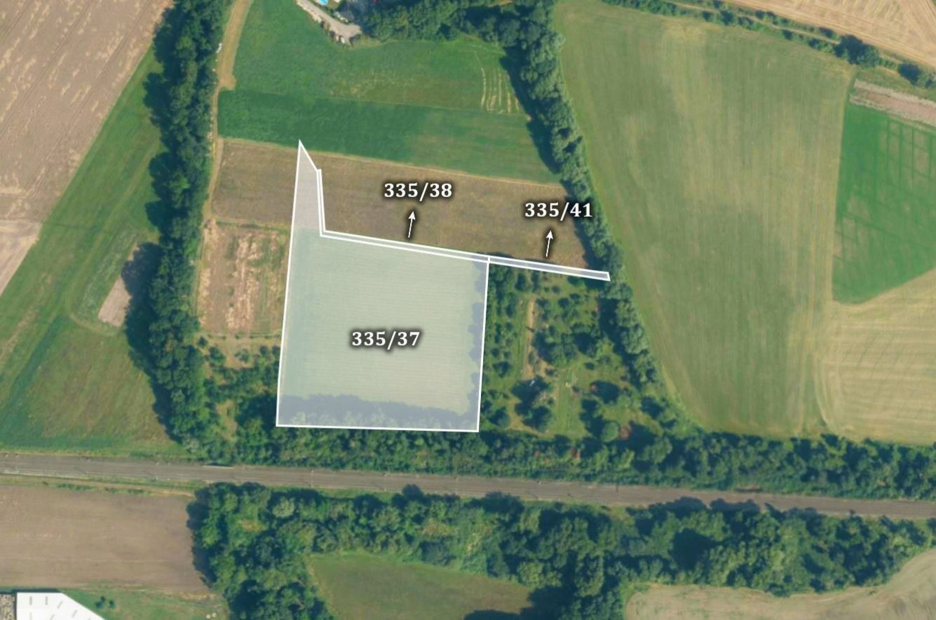 Prodej zemědělský pozemek - Pardubice, Česko, 51 473 m²