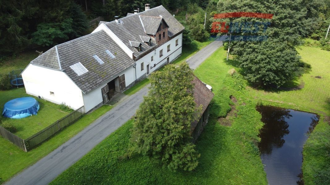 Prodej dům - Zuklín, Strašín, 600 m²