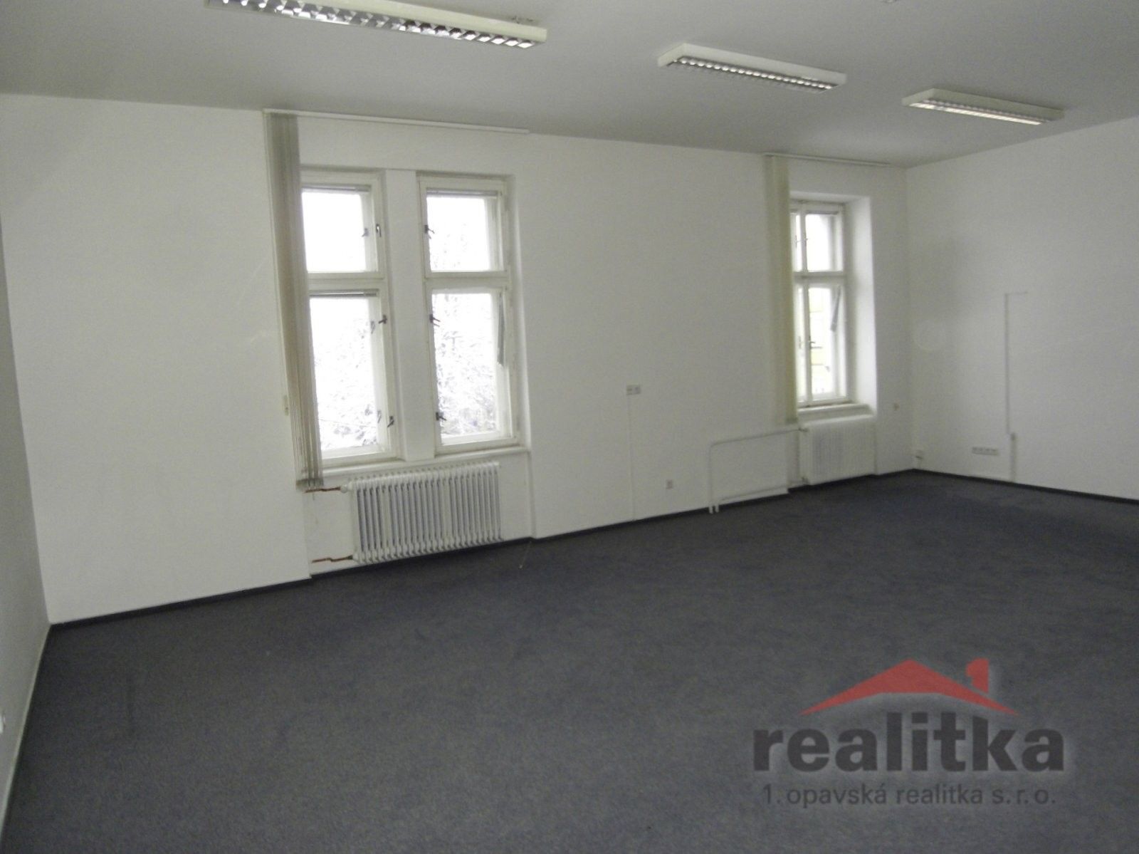 Pronájem kancelář - Husova, Opava, 220 m²