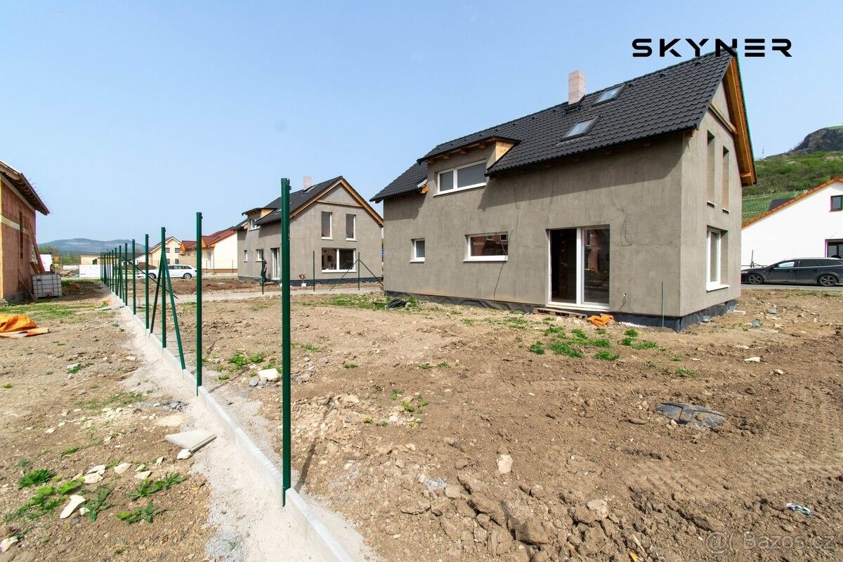 Prodej dům - Žalhostice, 411 01, 122 m²