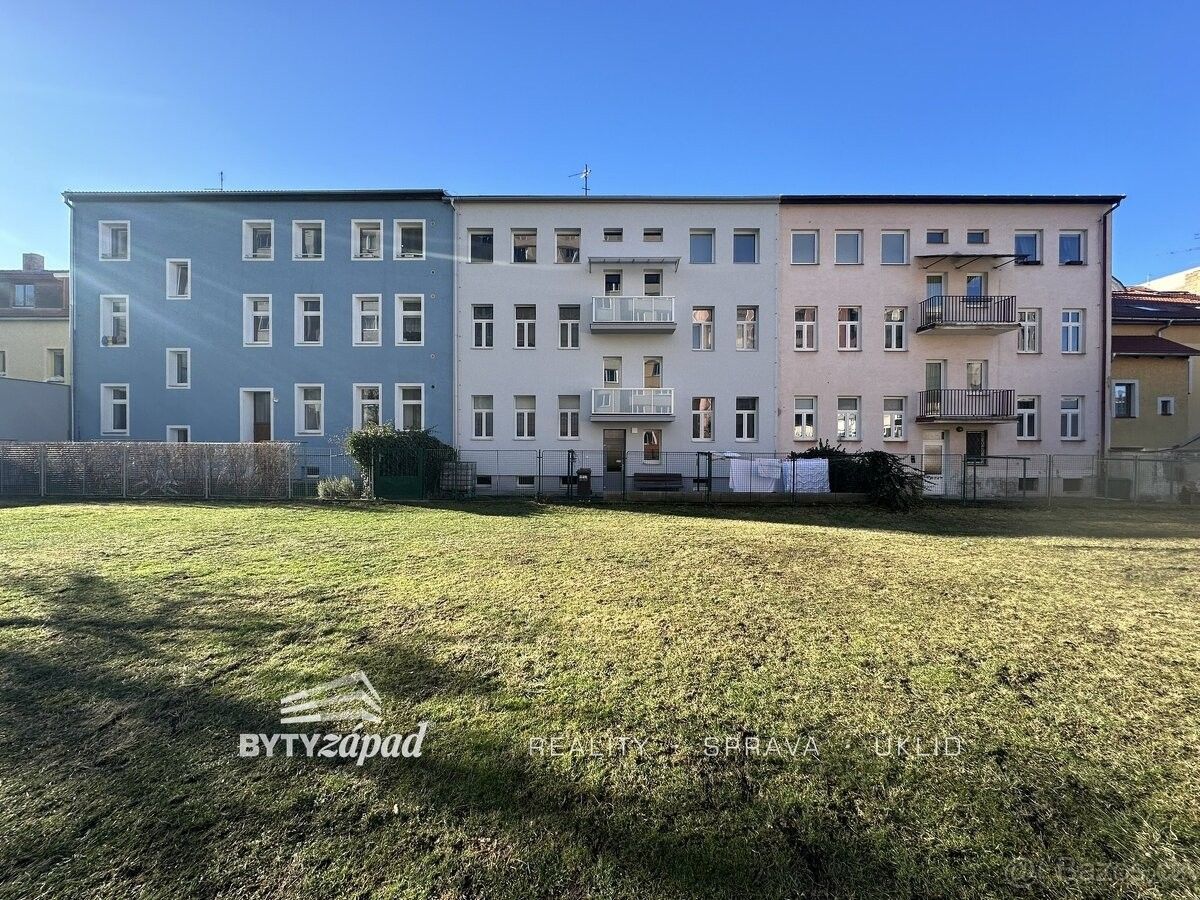 Prodej byt 2+kk - České Budějovice, 370 01, 65 m²