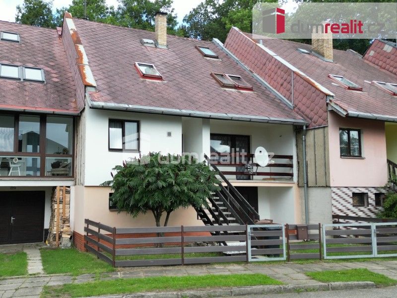 Prodej rodinný dům - Na Výsluní, Horní Planá, 200 m²