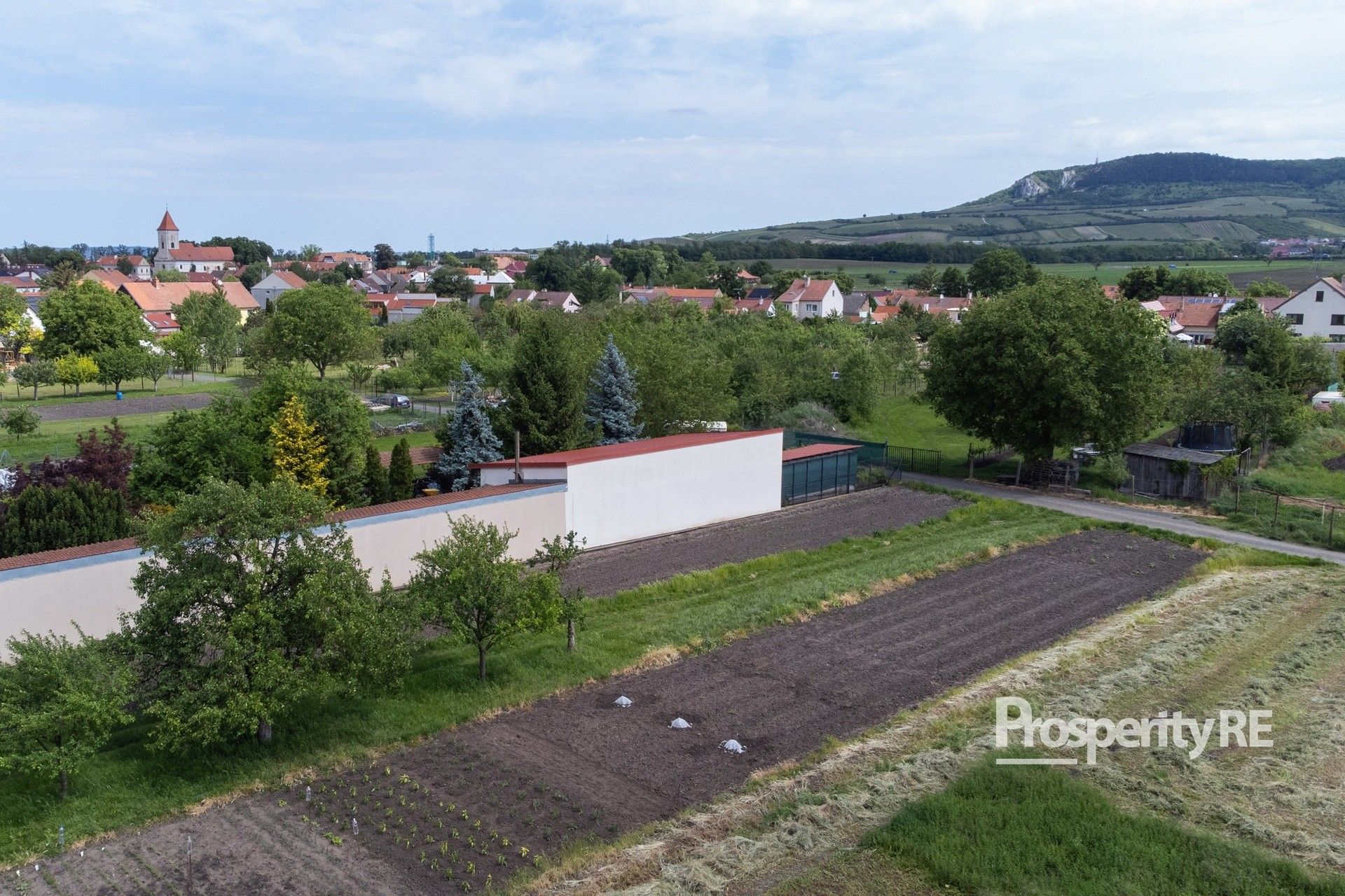 Pozemky pro bydlení, Dolní Dunajovice, 1 000 m²