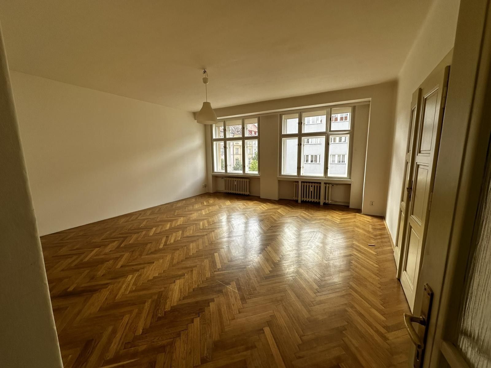 Pronájem byt 4+1 - Čs. armády, Praha, 151 m²