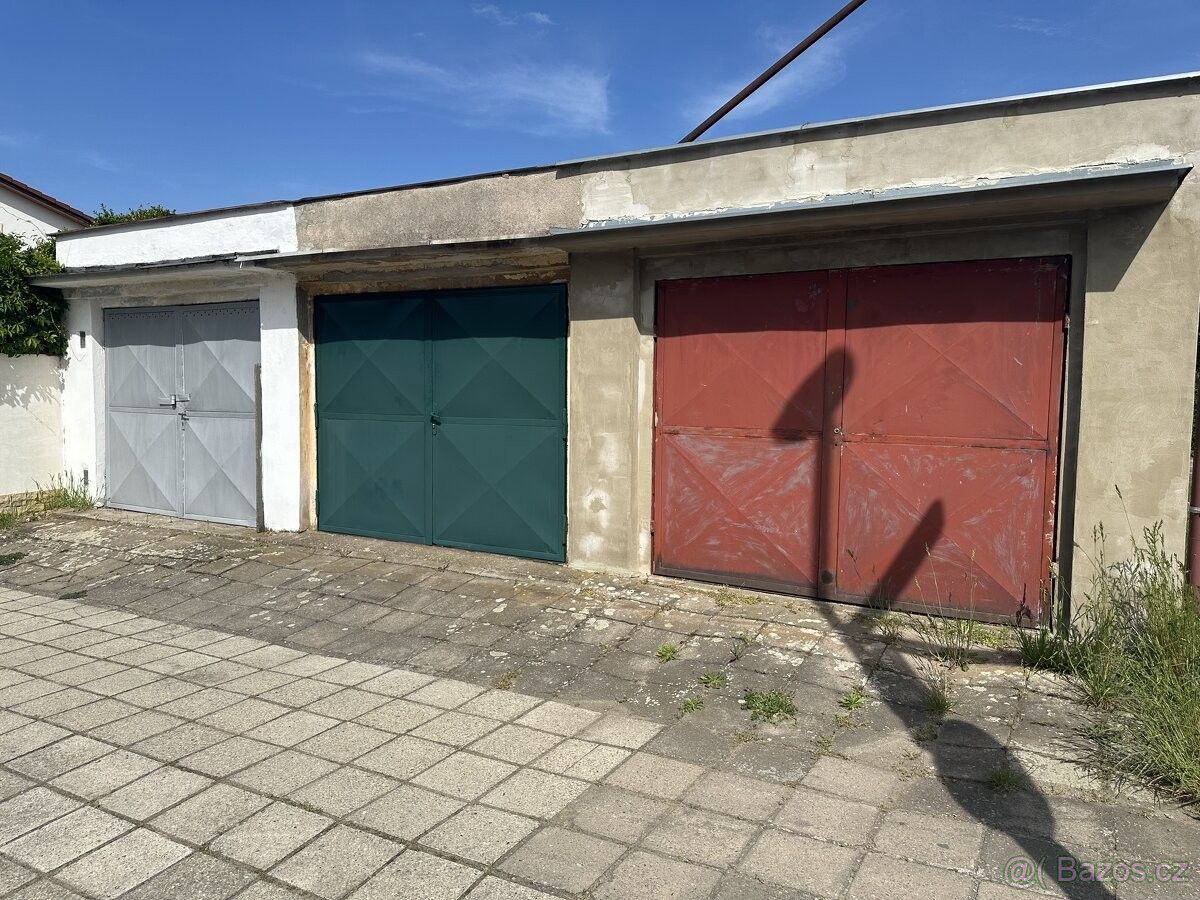 Prodej garáž - Přelouč, 535 01, 20 m²