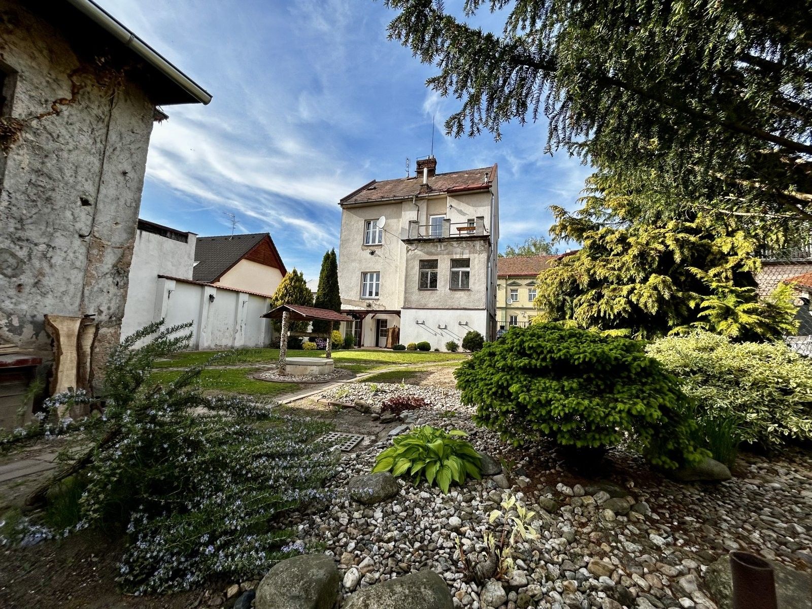 Prodej rodinný dům - Dvorská, Hradec Králové, 280 m²