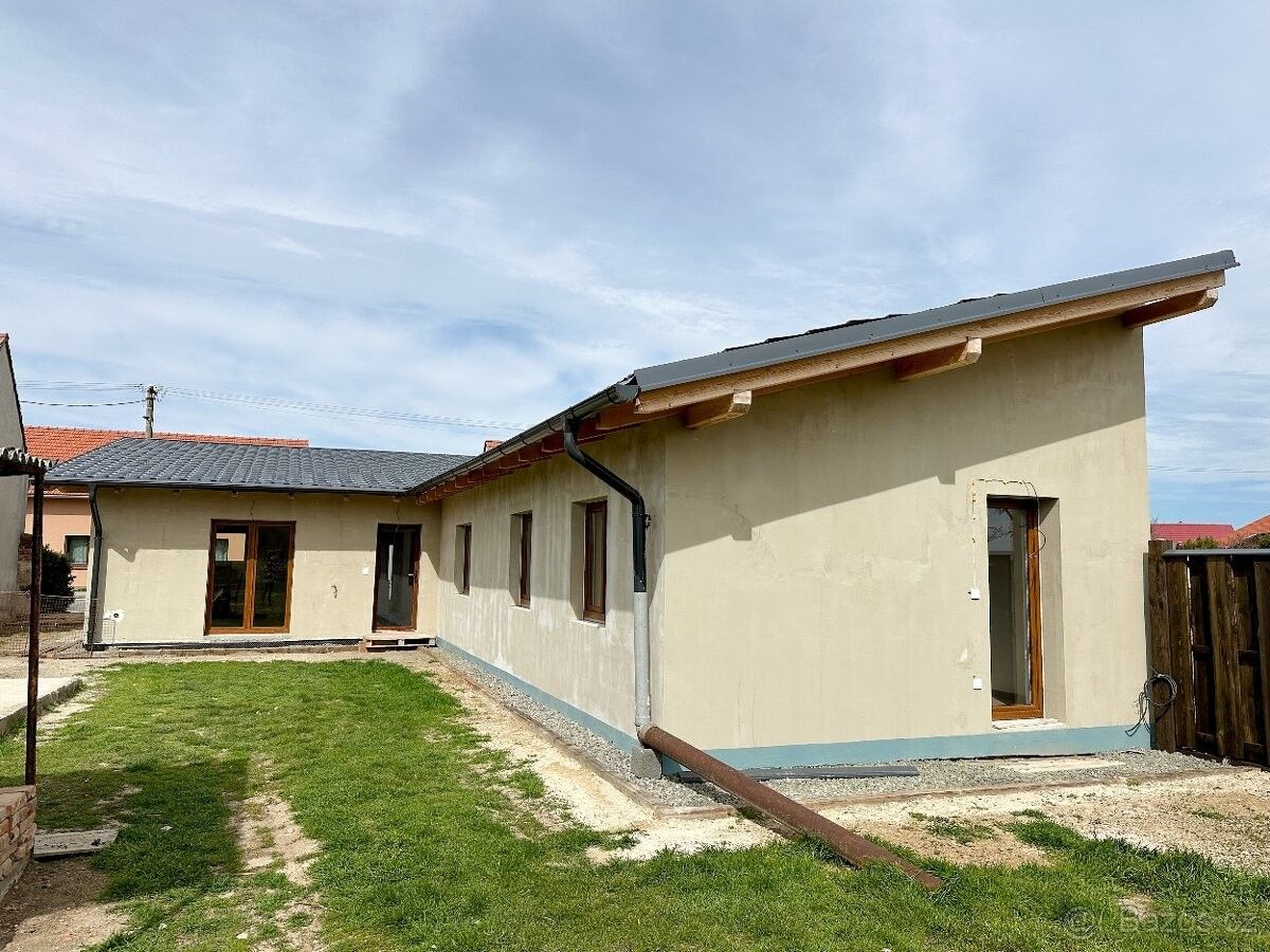 Prodej dům - Moravský Krumlov, 672 01, 107 m²